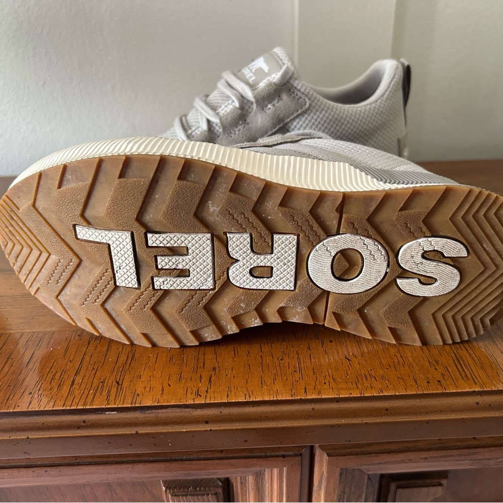 Sorel Cream and Brown Casual Sneakers
